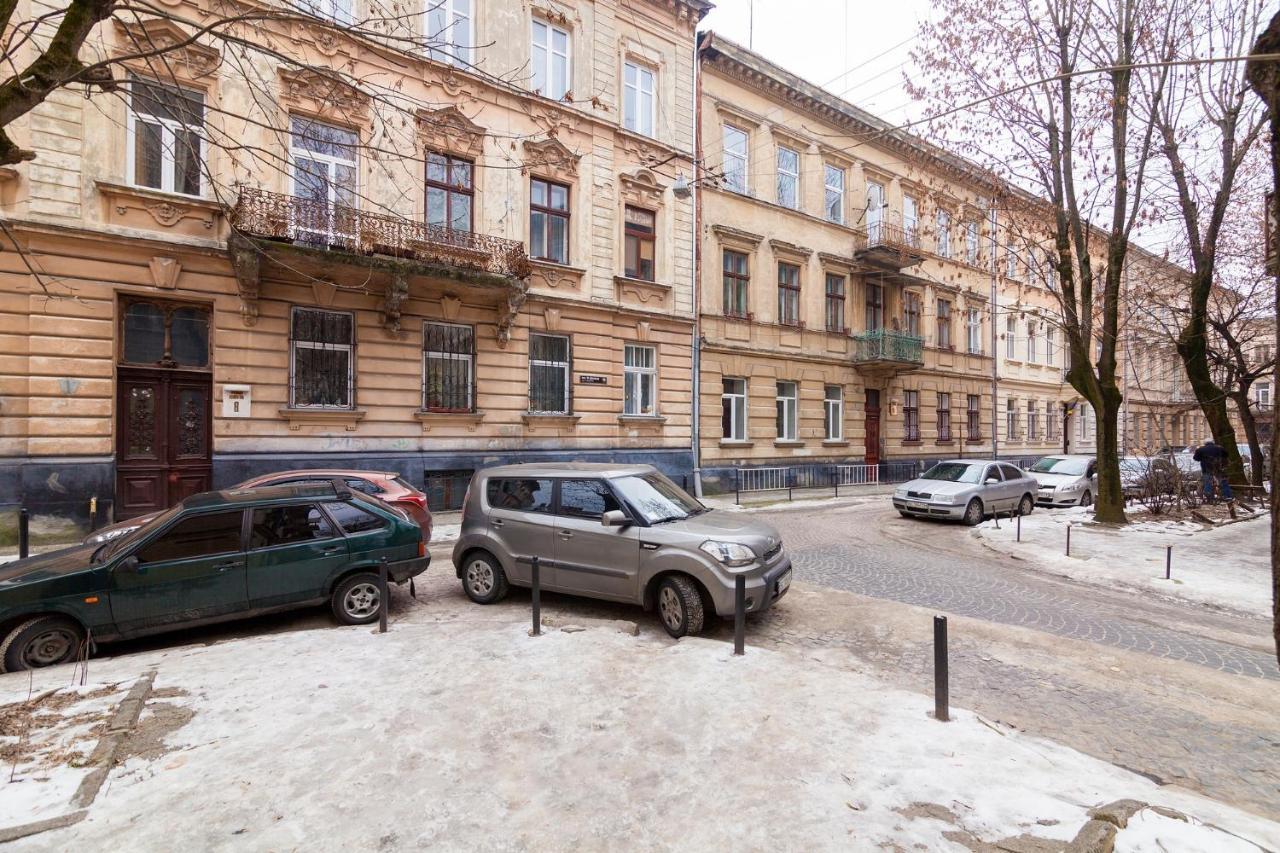Chopin Apartment In The Center Of Lviv Ngoại thất bức ảnh