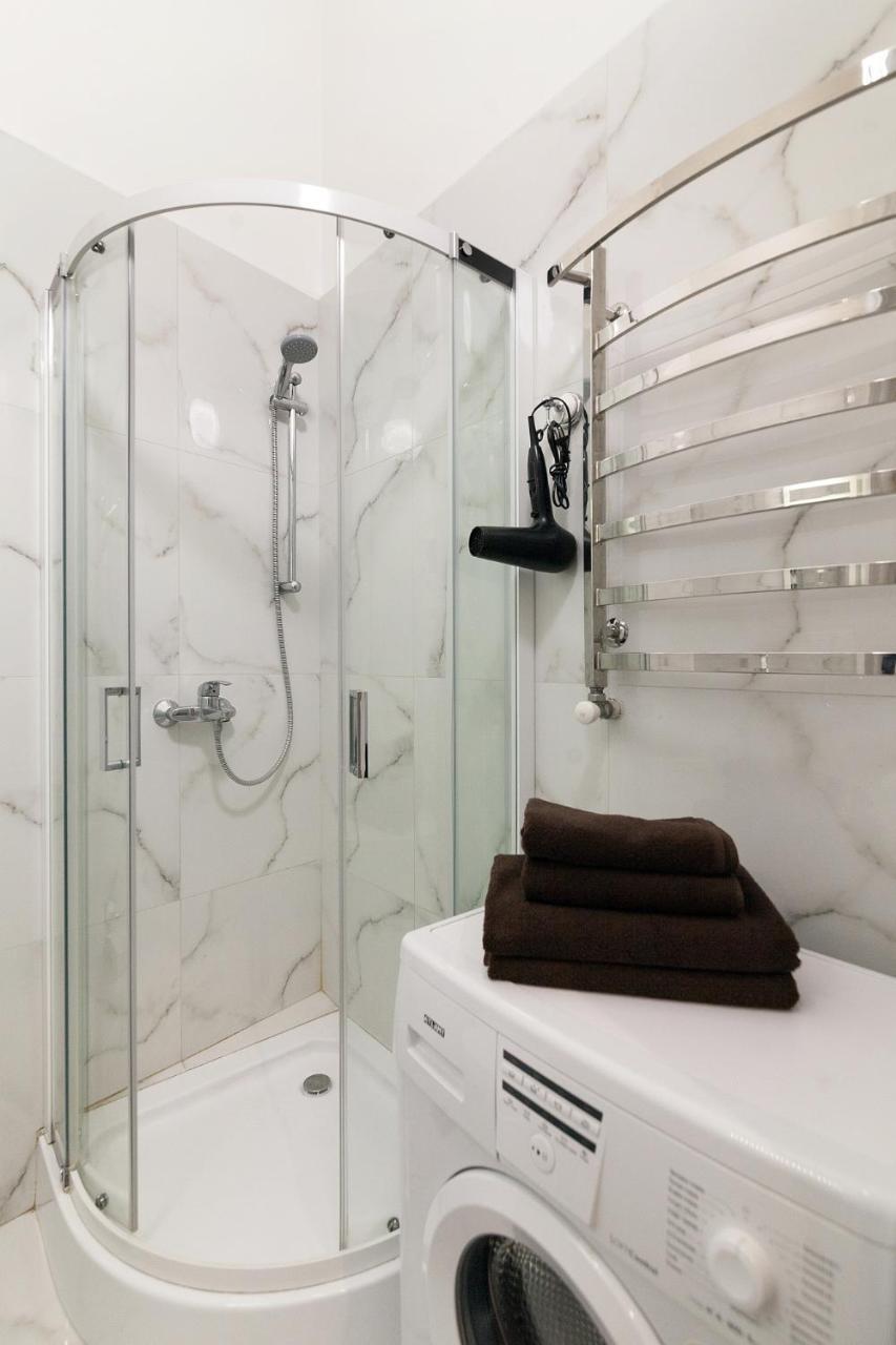 Chopin Apartment In The Center Of Lviv Ngoại thất bức ảnh