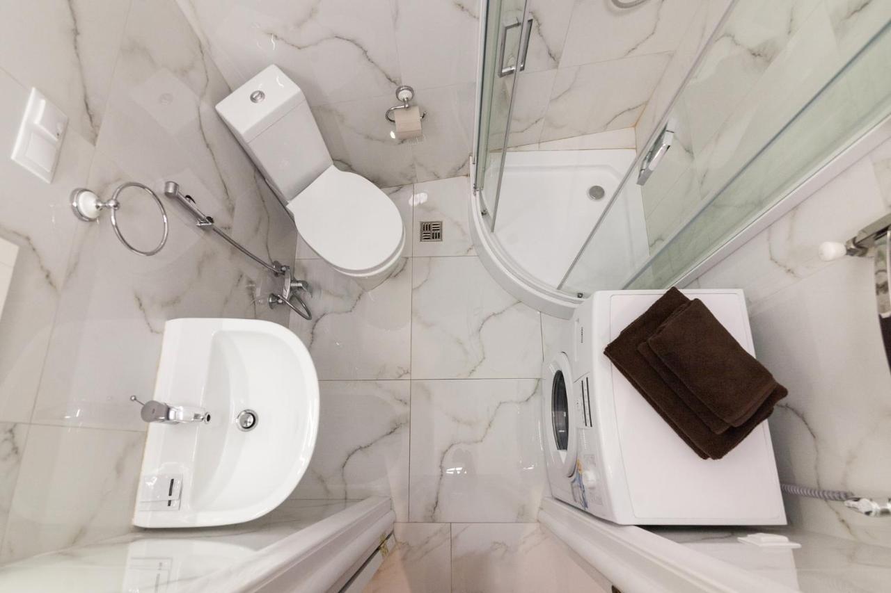 Chopin Apartment In The Center Of Lviv Ngoại thất bức ảnh